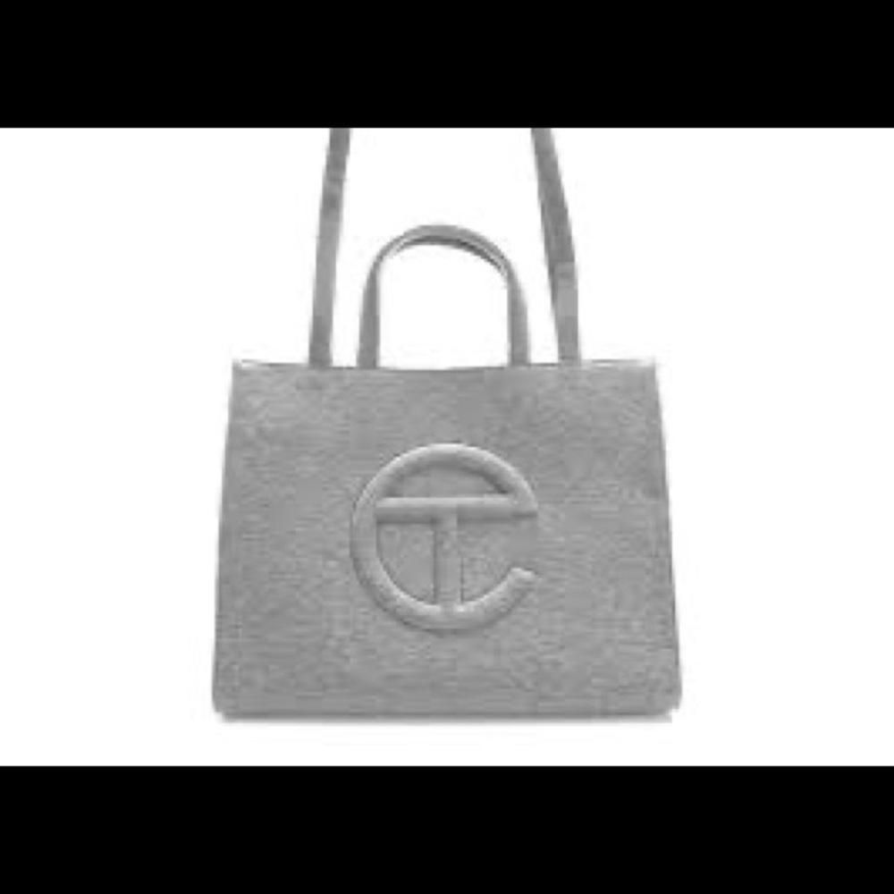 Medium Telfar x UGG Fleece Bag - Picture 2 of 3